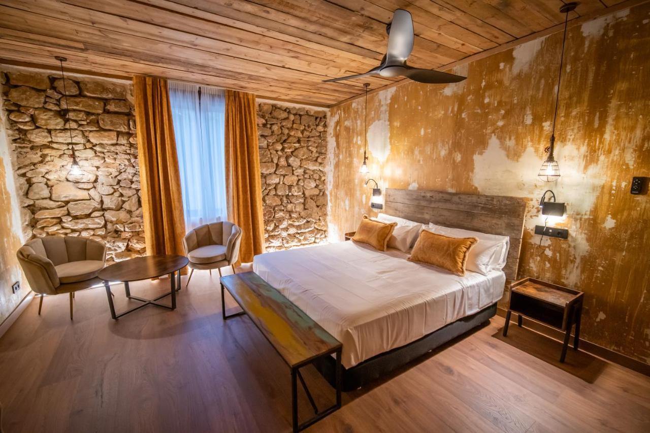 Hotel Somnifabrik Valderrobres Kültér fotó
